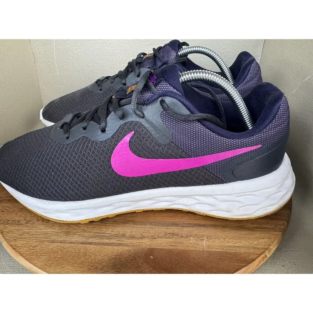 Nike Revolution 6 Anthracite/Vivid Purple DD8475–011 Men's size 9.5 W